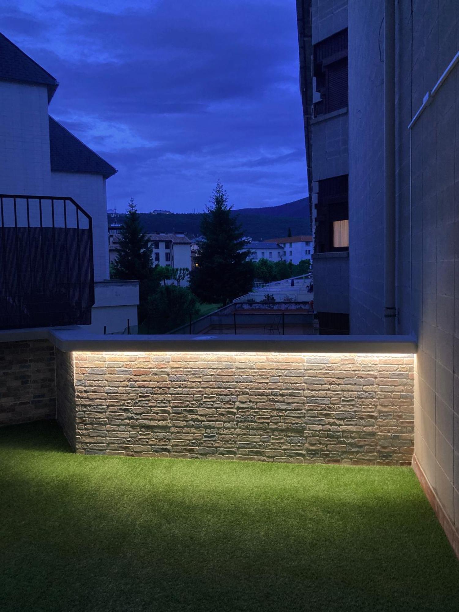 Casa Aspe Jaca Lägenhet Exteriör bild